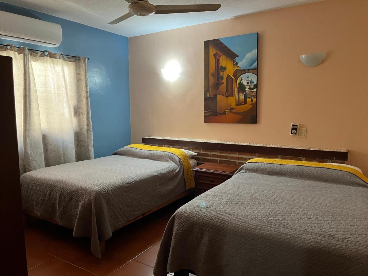 Casa De La Alegria 2 Apartments Mazatlán Rum bild