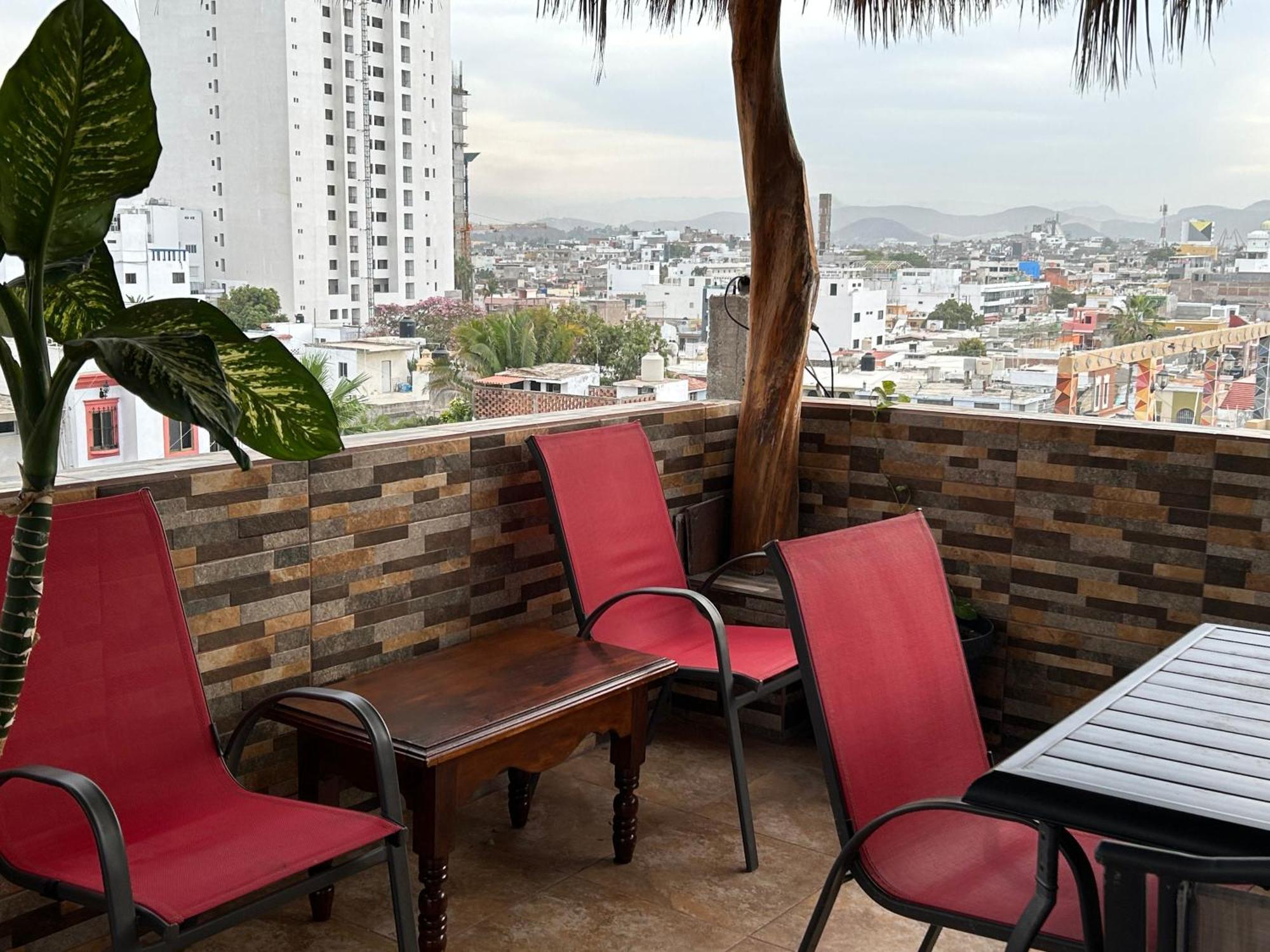 Casa De La Alegria 2 Apartments Mazatlán Exteriör bild