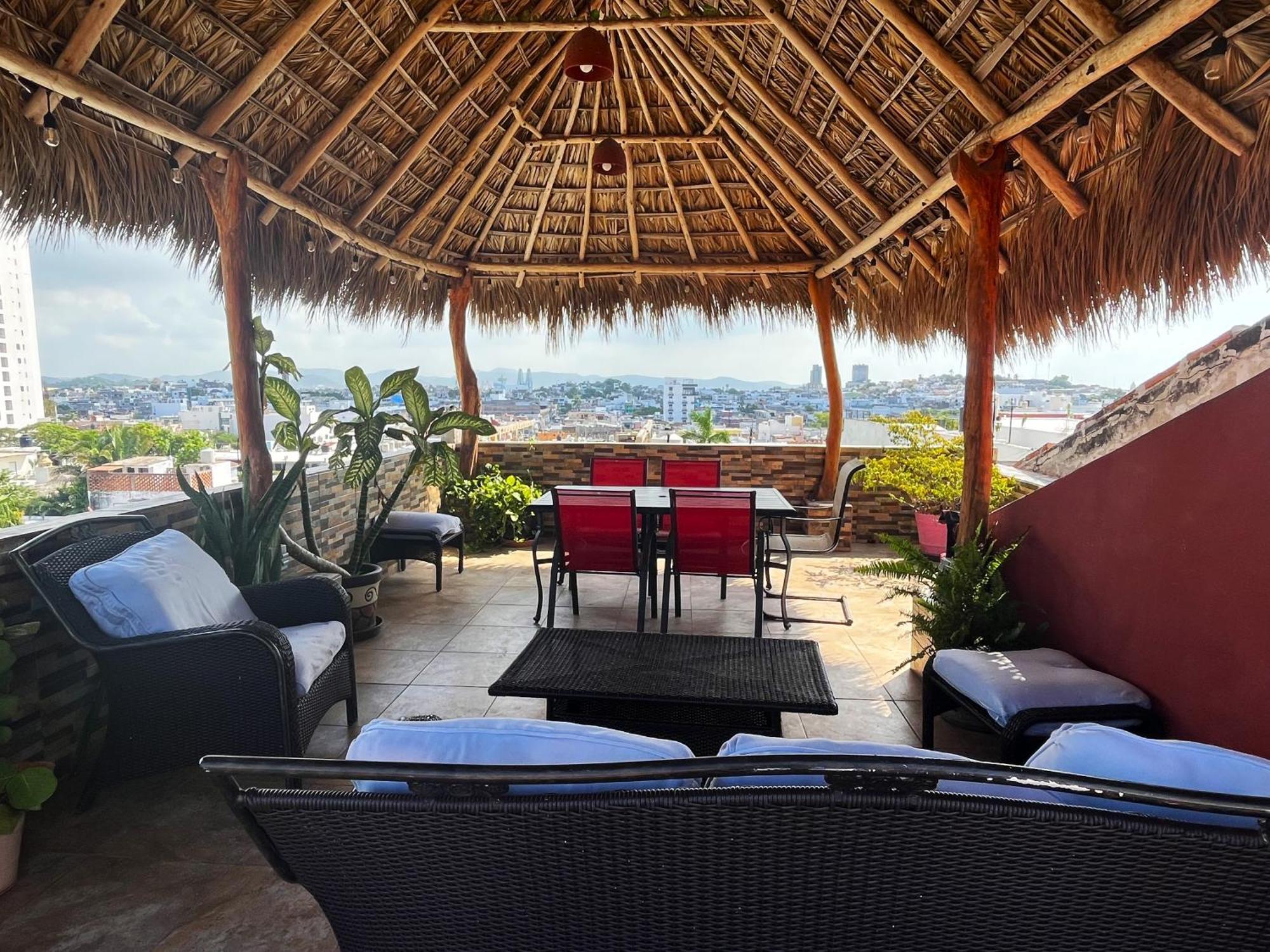 Casa De La Alegria 2 Apartments Mazatlán Exteriör bild